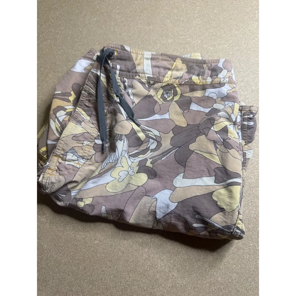 Patagonia Mens Board Shorts Size 32 Floral‎ Camo Nylon Swim Trunks Brown Yellow